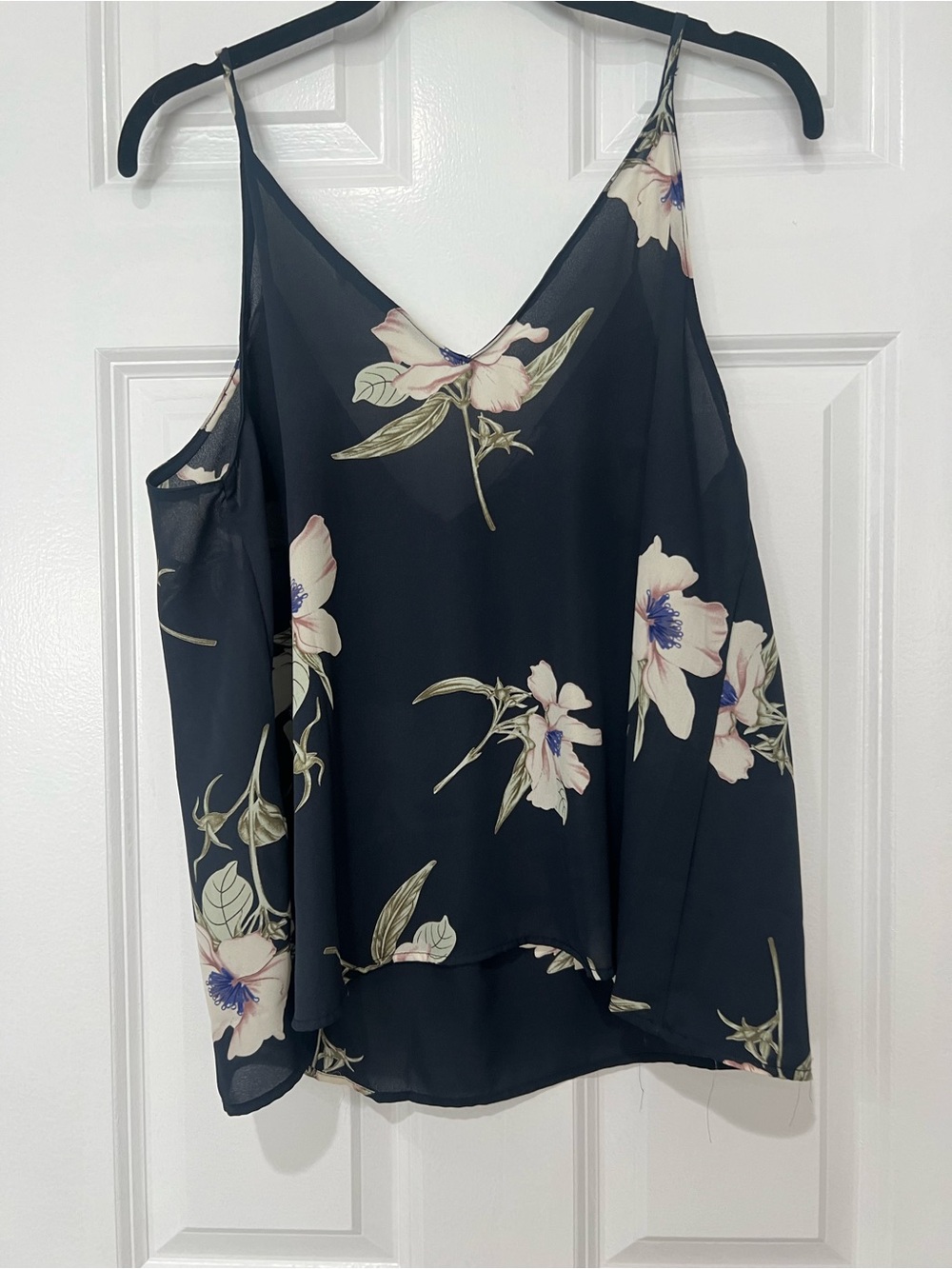 Lush size large Floral Black V-Neck tank top blouse shirt Camisole